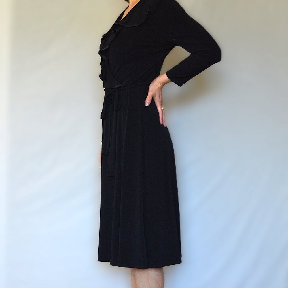 Liz Claiborne Size 8 Day to night black dress